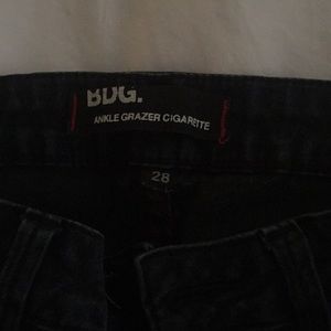 BASIC URBAN BLACK JEANS